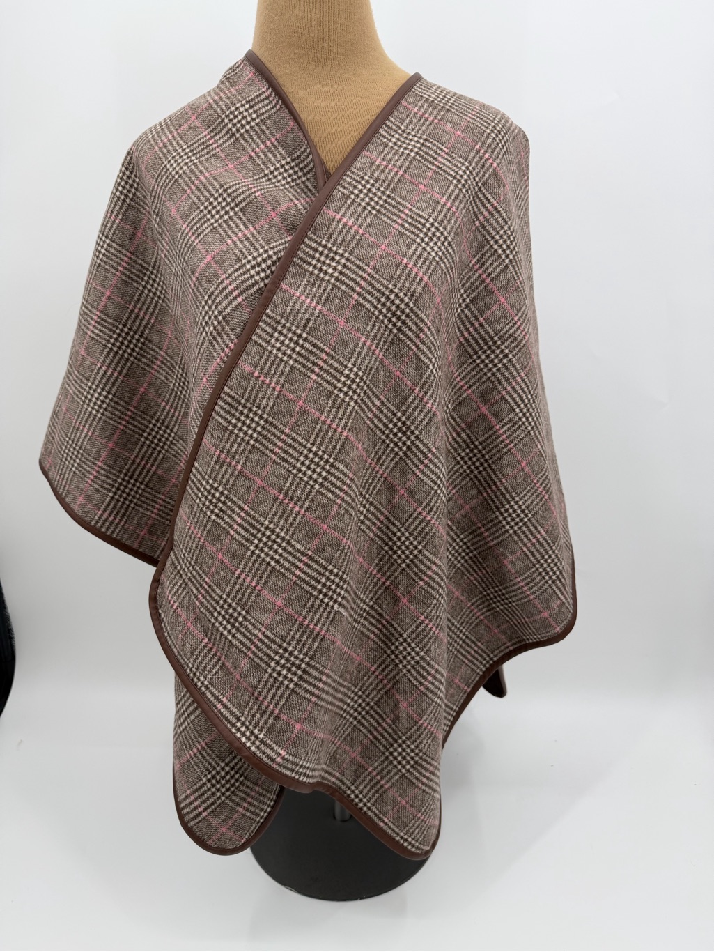 Talbots Wool Blend Plaid Cape Poncho M/L Brown Pink Glen Plaid Faux Leather Trim